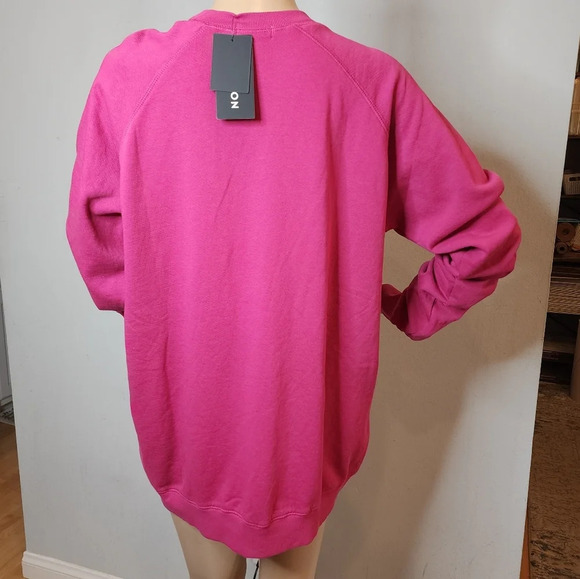 NWT peloton pink everyday oversized crewneck sweatshirt size medium. - Picture 5 of 15